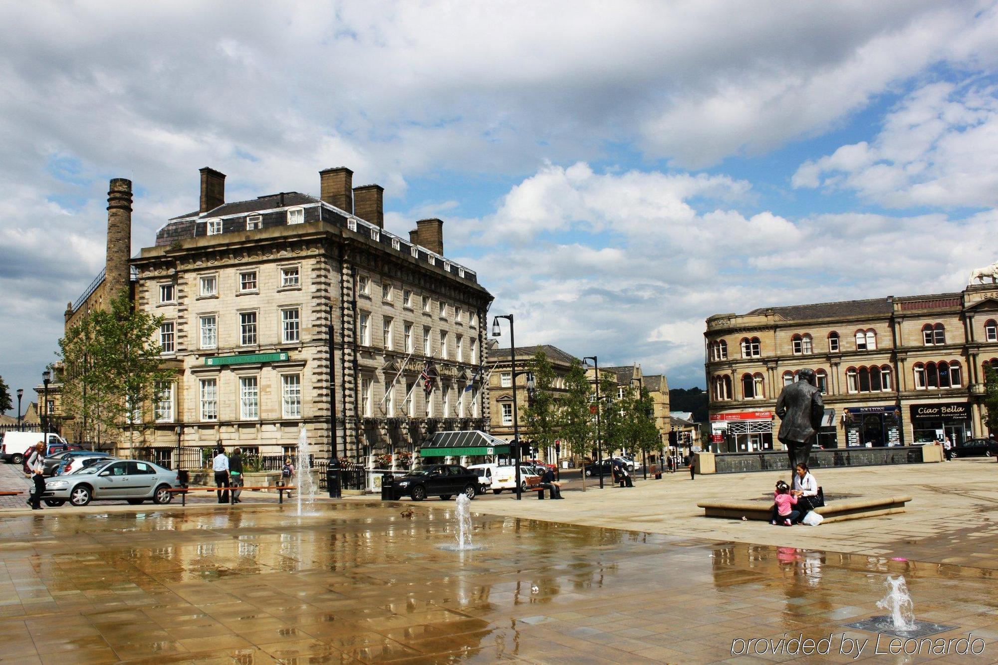 Huddersfield Hotel Luaran gambar