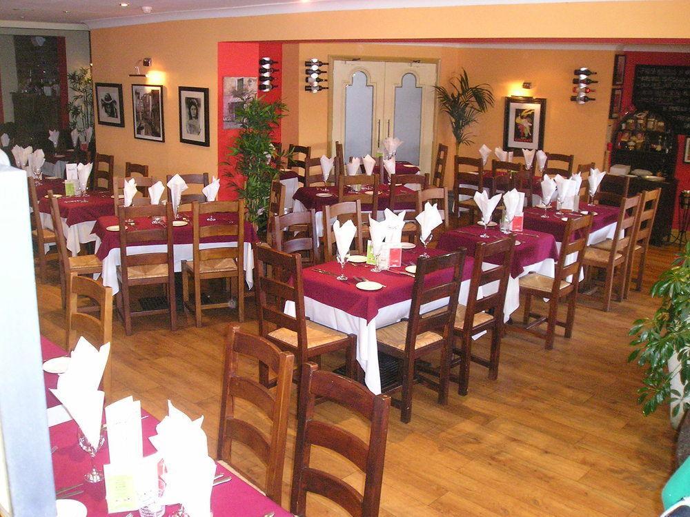 Huddersfield Hotel Luaran gambar