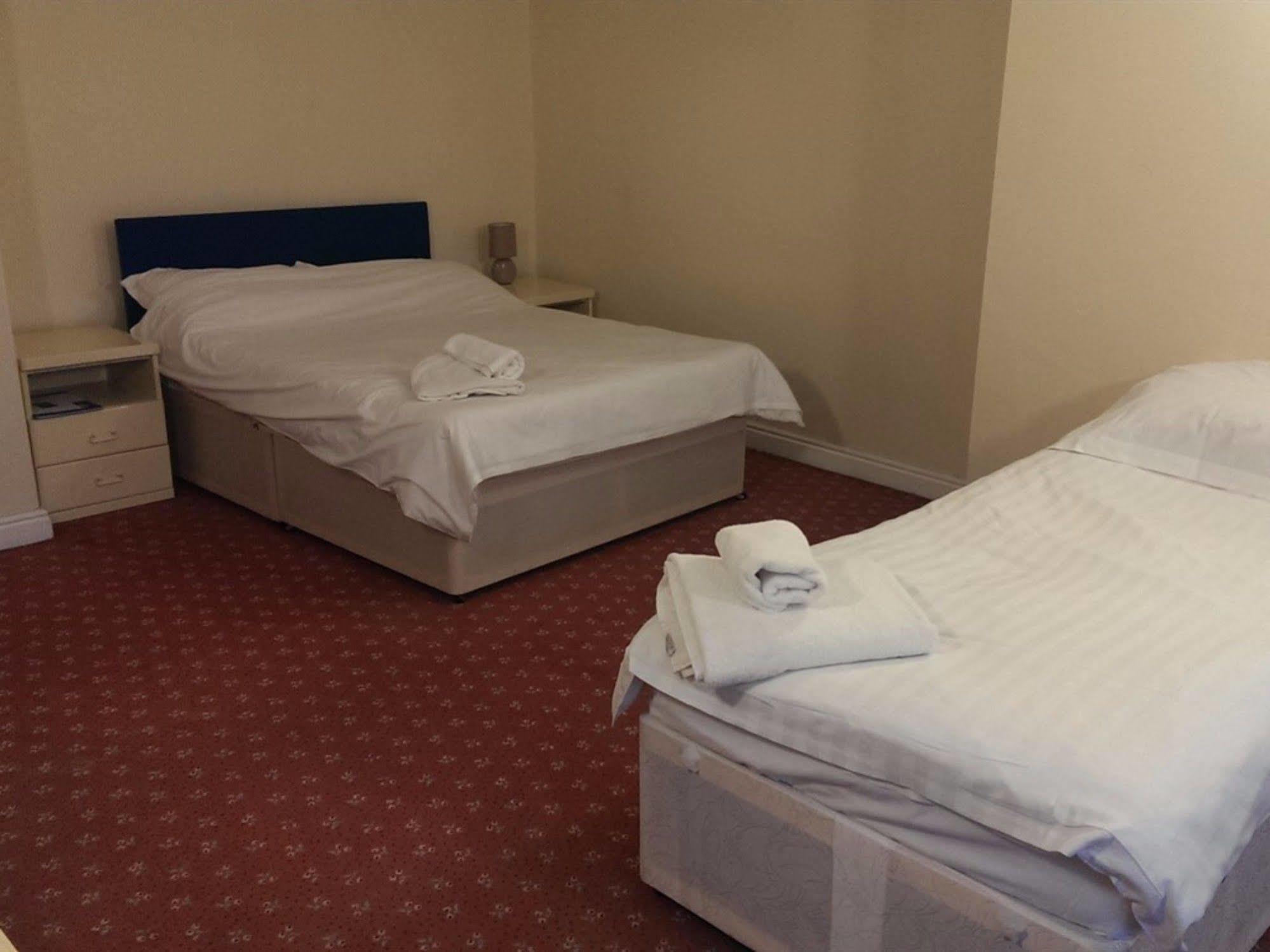 Huddersfield Hotel Luaran gambar